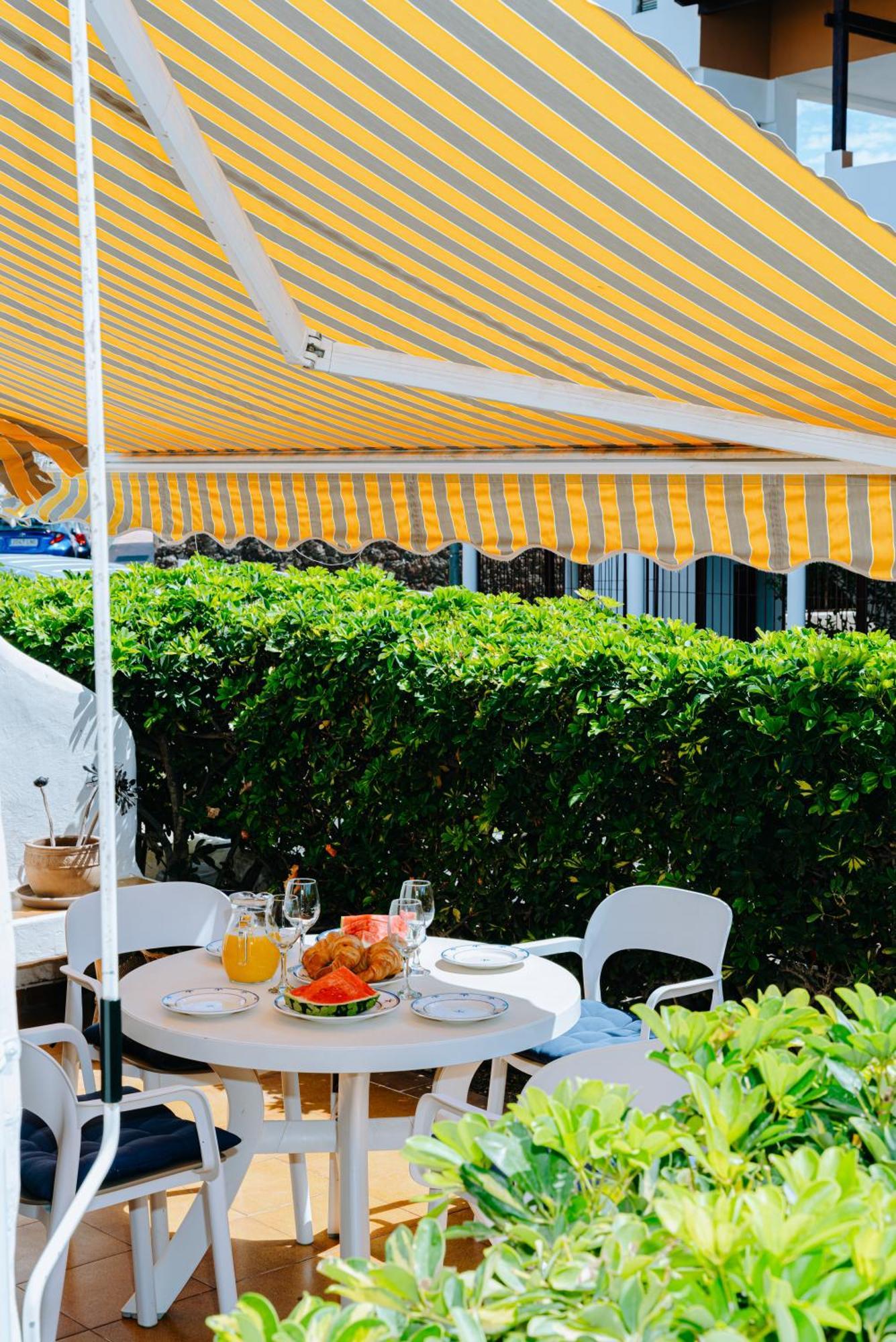 1bdr Sunny Terrace
